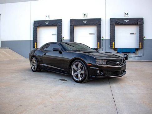 Used 2013 Chevrolet Camaro SS w/ RS Package RWD image 1