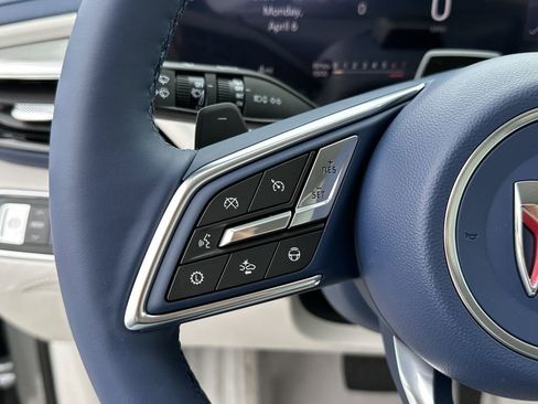 New 2026 Buick Enclave Avenir w/ Super Cruise Package FWD image 21
