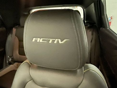 Used 2024 Chevrolet TrailBlazer ACTIV w/ Driver Confidence Package image 22