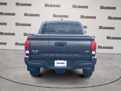 Used 2023 Toyota Tacoma SR5 AWD/4WD image 4