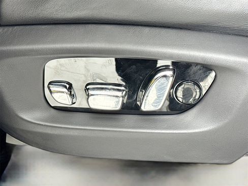 Certified 2025 Rolls-Royce Cullinan Black Badge image 20