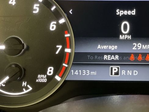 Used 2023 Nissan Titan SV w/ SV Convenience Package image 7