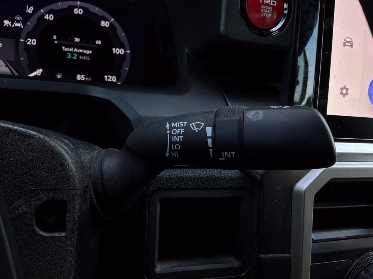 Used 2025 Toyota Tacoma TRD Sport AWD/4WD image 40
