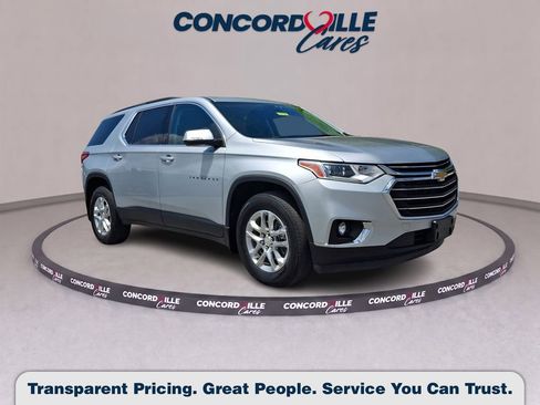 Used 2021 Chevrolet Traverse LT AWD/4WD image 1