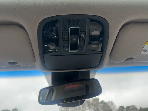 Used 2019 Kia Sorento EX w/ EX Touring Package image 23