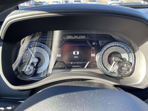 Used 2022 RAM 2500 Limited image 18