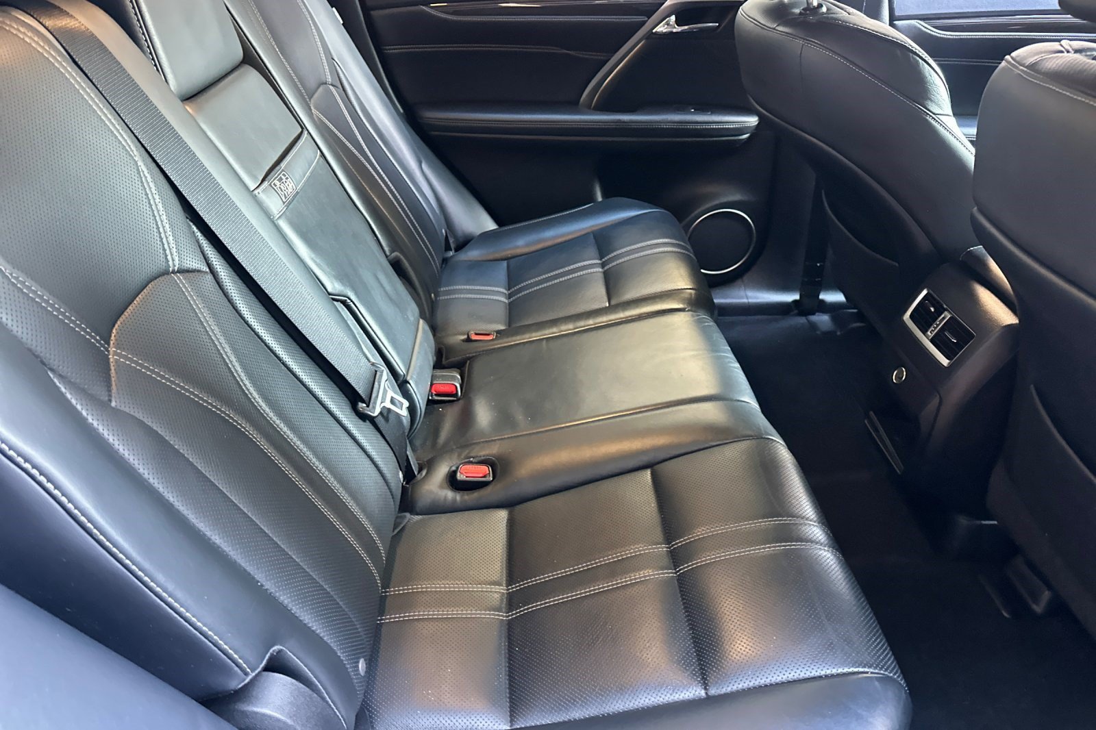 Used 2017 Lexus RX 350 FWD w/ Luxury Package image 34