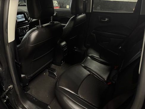 Used 2021 Jeep Compass Latitude image 19