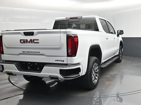 Used 2023 GMC Sierra 1500 AT4 w/ AT4 Preferred Package AWD/4WD image 11