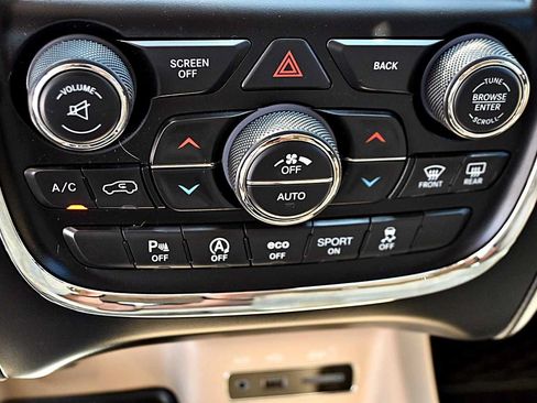 Used 2017 Dodge Durango GT w/ Premium Group RWD image 28