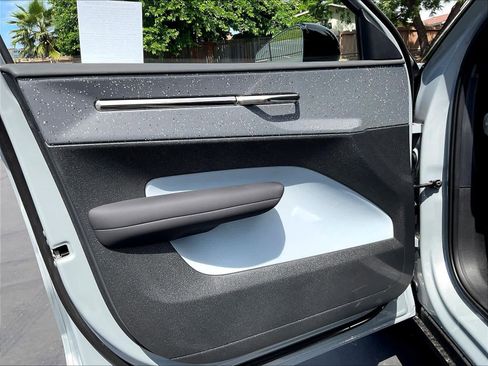 New 2026 Volvo EX30 Ultra w/ Climate Package image 24