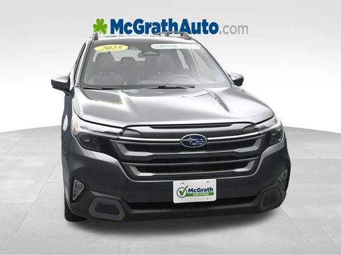 Used 2025 Subaru Forester Limited AWD/4WD image 5