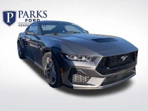 Used 2024 Ford Mustang GT RWD image 1
