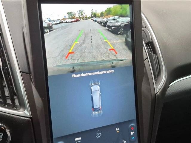 Used 2021 Ford Edge Titanium w/ Class II Trailer Tow Package AWD/4WD image 11