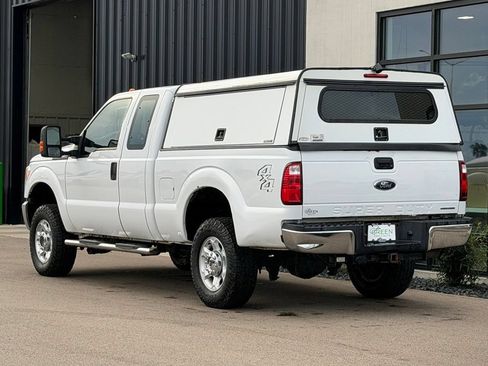 Used 2016 Ford F250 XL w/ XL Appearance Package AWD/4WD image 3