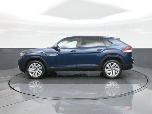 Used 2023 Volkswagen Atlas Cross Sport SE w/ Panoramic Sunroof Package AWD/4WD image 4