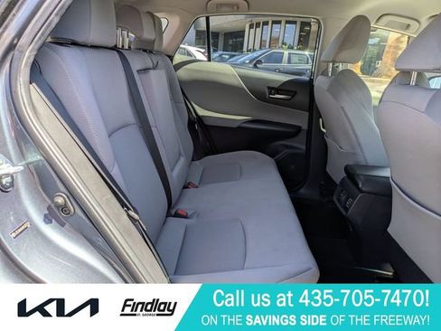 Used 2021 Toyota Venza LE AWD/4WD image 29