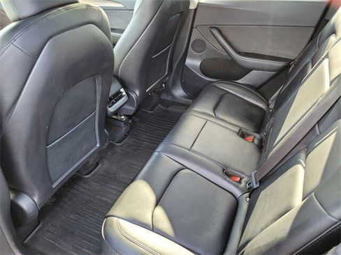 Used 2024 Tesla Model Y Long Range image 13