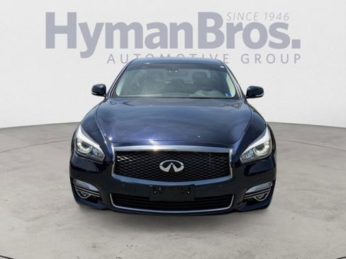 Used 2019 INFINITI Q70 Luxe RWD image 8