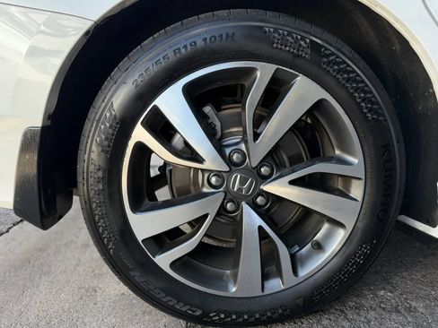 Used 2023 Honda Odyssey Touring image 49