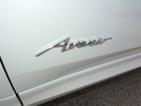 New 2026 Buick Envista Avenir image 11