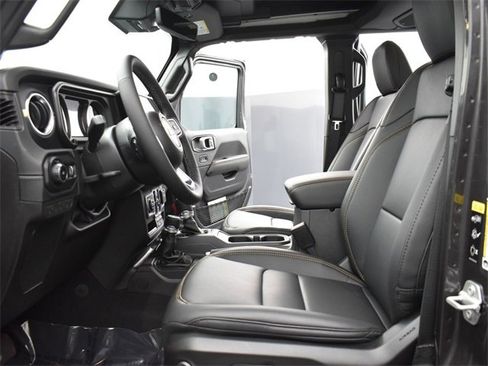 New 2025 Jeep Wrangler Sahara image 10