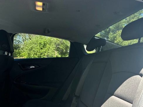 Used 2020 Chevrolet Malibu LT image 12