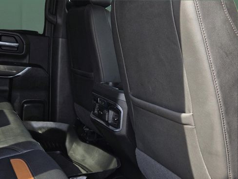 Used 2023 GMC Sierra 2500 AT4 AWD/4WD image 29