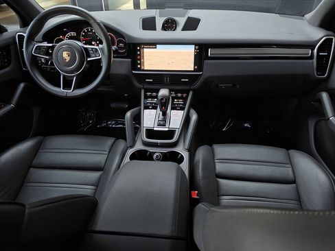 Certified 2023 Porsche Cayenne image 19