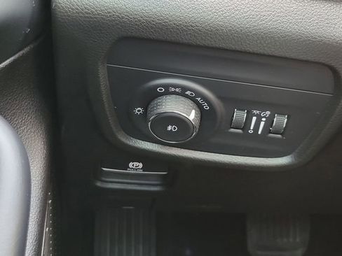 Used 2022 Jeep Grand Cherokee Overland AWD/4WD image 14