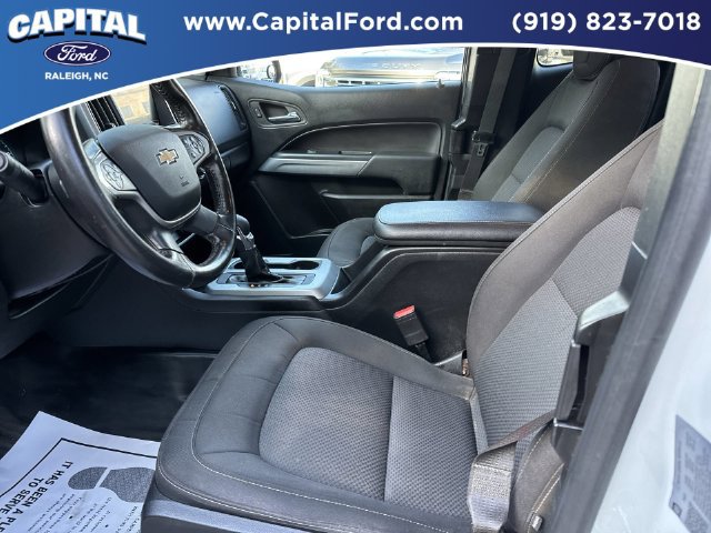 Used 2022 Chevrolet Colorado LT w/ Fleet Safety Package RWD image 19