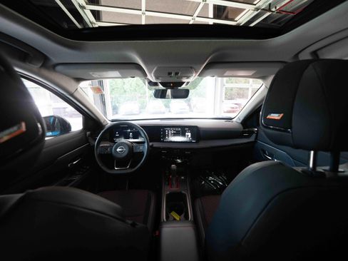 Used 2026 Nissan Kicks SR w/ SR Premium Package AWD/4WD image 19