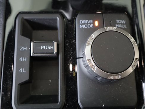 Used 2025 Toyota Tundra SR5 w/ SR5 Convenience Package AWD/4WD image 19