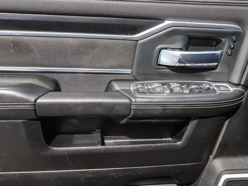 Used 2020 RAM 2500 Laramie AWD/4WD image 17