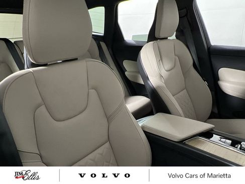 New 2026 Volvo XC60 B5 Core w/ Climate Package image 24