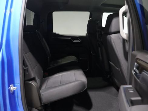 Used 2025 Chevrolet Silverado 1500 LT image 19