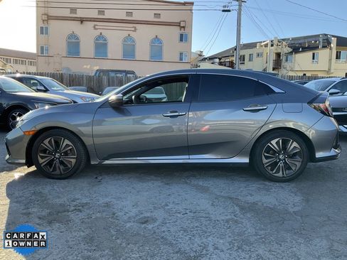 Used 2019 Honda Civic EX image 5