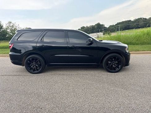 Used 2019 Dodge Durango R/T w/ Technology Group AWD/4WD image 2