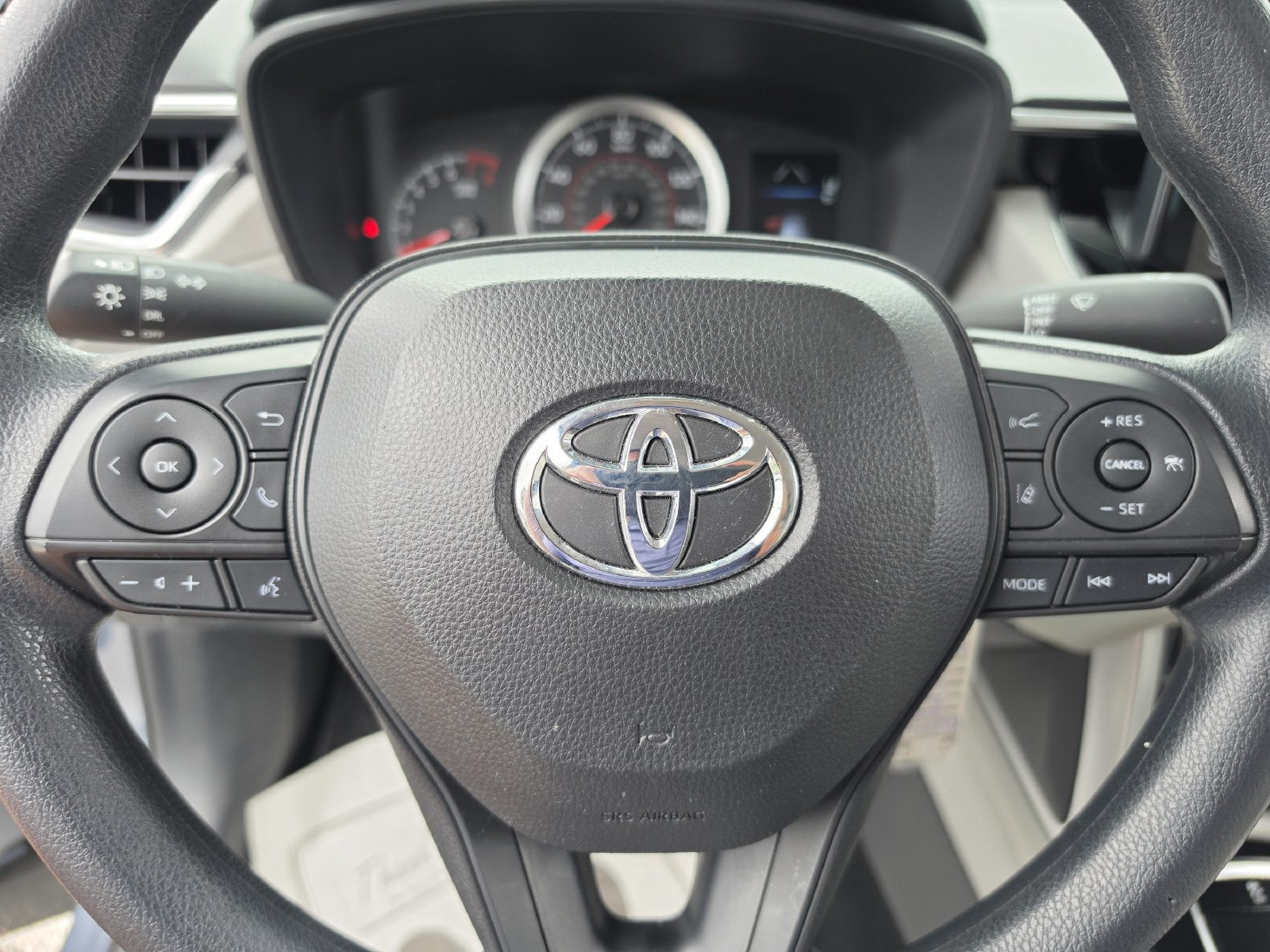 Used 2022 Toyota Corolla Cross L FWD image 33