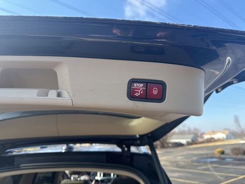 Used 2015 Mercedes-Benz GL 450 4MATIC image 26