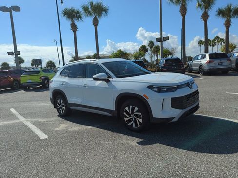 New 2026 Volkswagen Tiguan S image 2