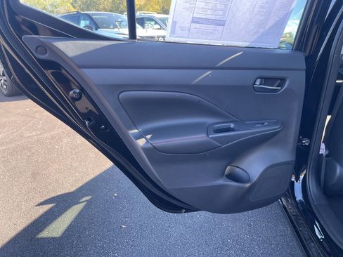 New 2025 Nissan Versa SR image 14