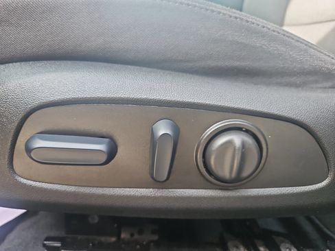 Used 2023 Chevrolet Malibu LT w/ Driver Confidence Package image 8