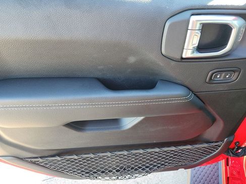 Used 2021 Jeep Wrangler Unlimited Sahara w/ Cold Weather Group image 11