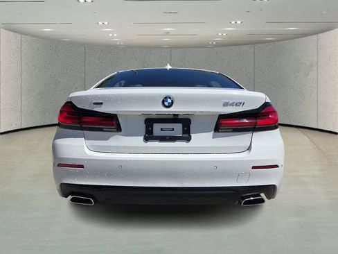 Used 2023 BMW 540i xDrive w/ Convenience Package AWD/4WD image 4