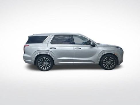 Used 2024 Hyundai Palisade Calligraphy AWD/4WD image 2