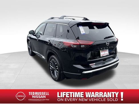 New 2026 Nissan Rogue Platinum image 3