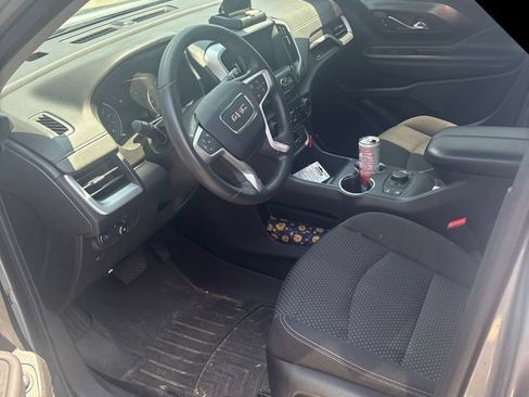 Used 2023 GMC Terrain SLE w/ Driver Convenience Package FWD image 7