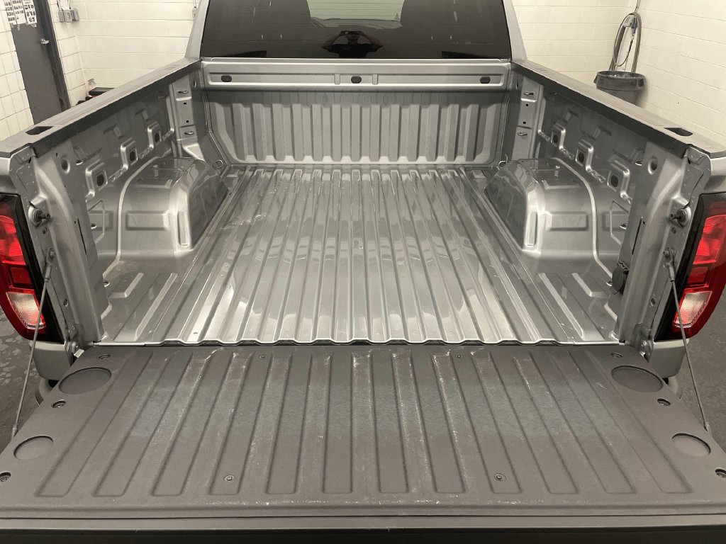 Used 2024 GMC Sierra 1500 Elevation AWD/4WD image 19