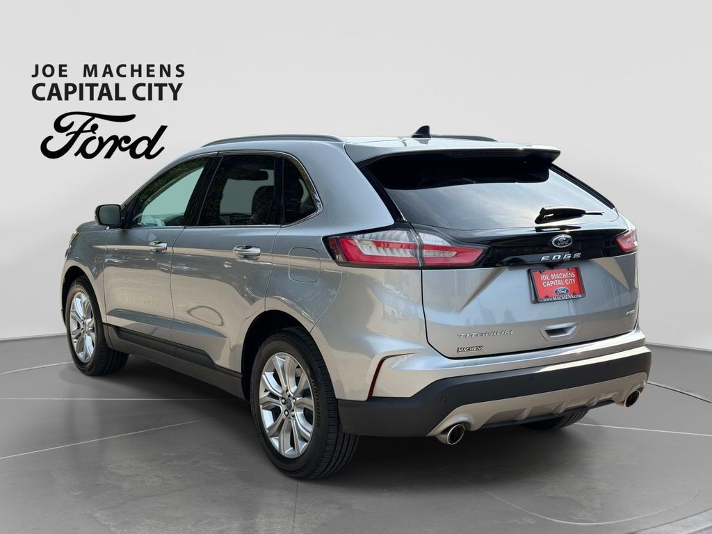 Used 2022 Ford Edge Titanium AWD/4WD image 7